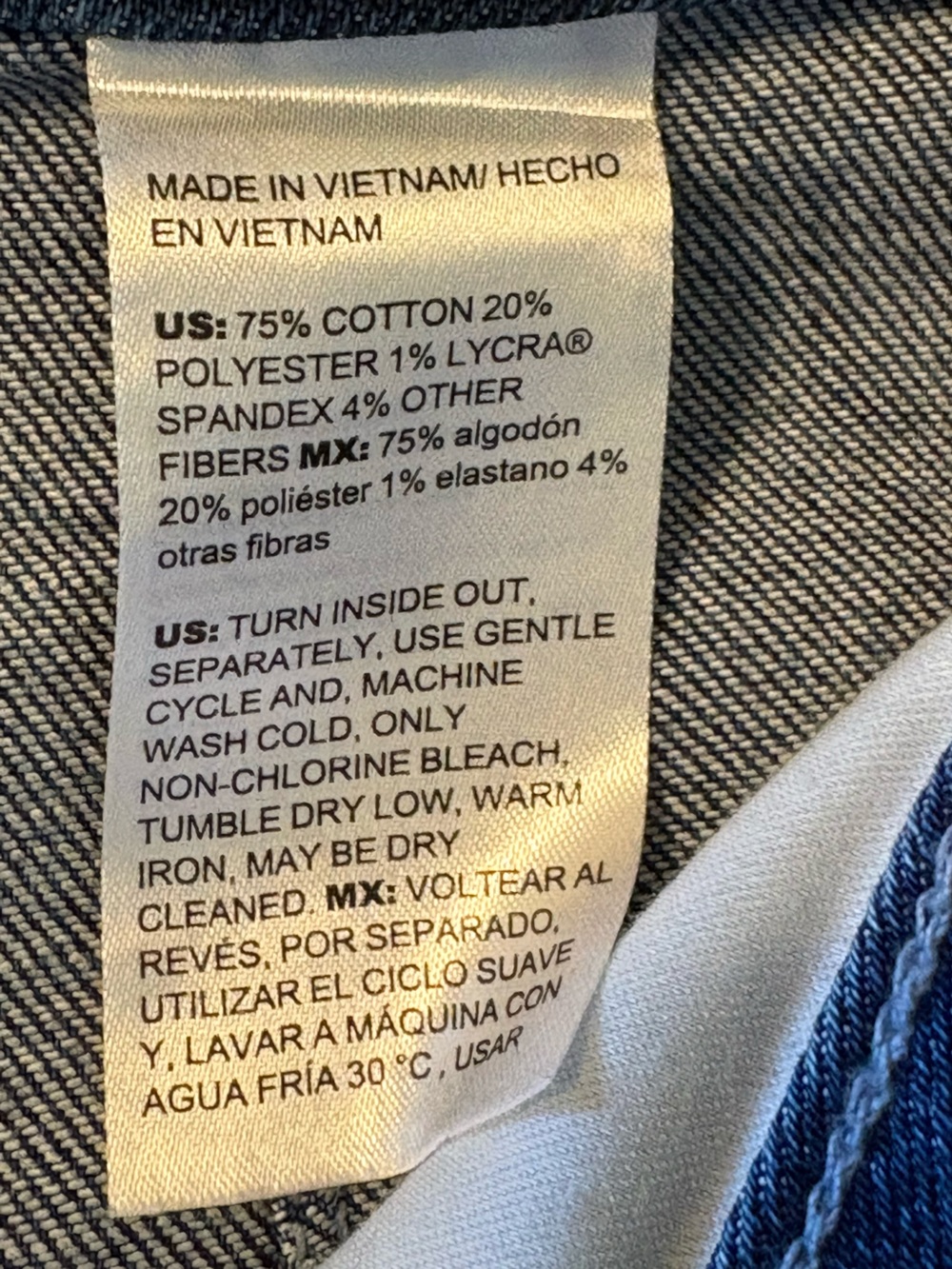 Chico’s Dark Blue Denim Jean Shorts | Size 1.5 (Chico’s) | Classic Fit - Picture 6 of 8